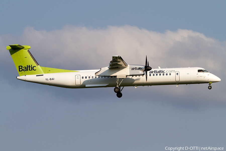 airBaltic Bombardier DHC-8-402Q (YL-BAI) | Photo 503693