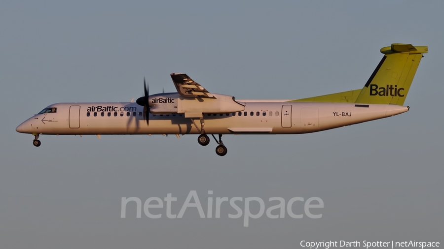 airBaltic Bombardier DHC-8-402Q (YL-BAJ) | Photo 233800