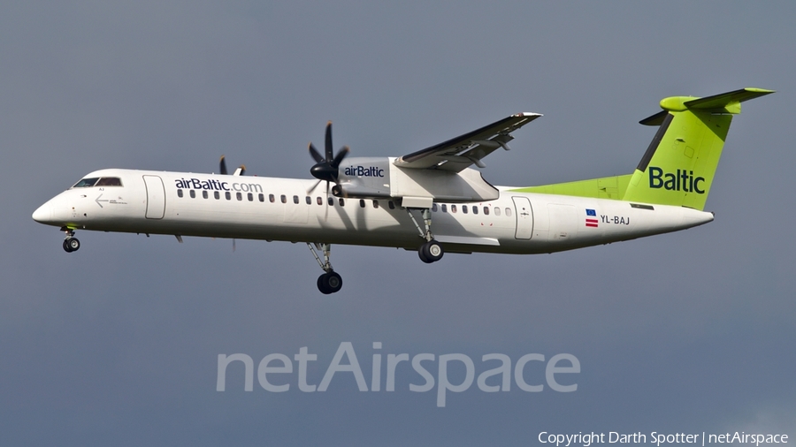 airBaltic Bombardier DHC-8-402Q (YL-BAJ) | Photo 201716