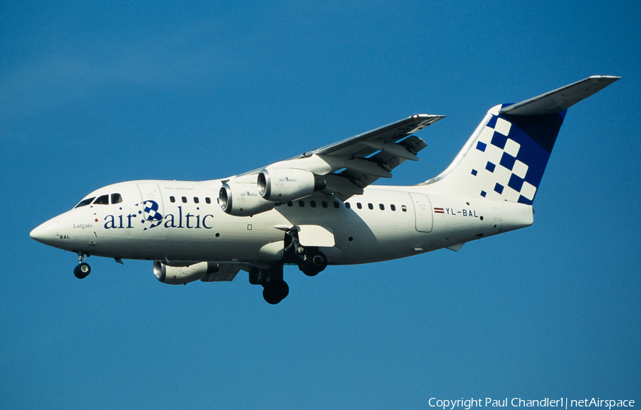 airBaltic BAe Systems BAe-146-RJ70 (YL-BAL) | Photo 102508