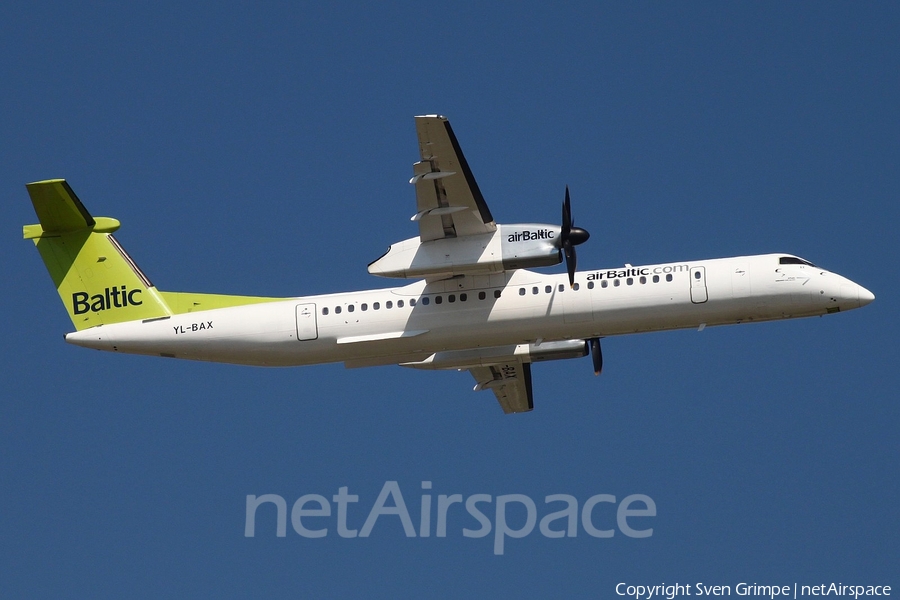 airBaltic Bombardier DHC-8-402Q (YL-BAX) | Photo 52460