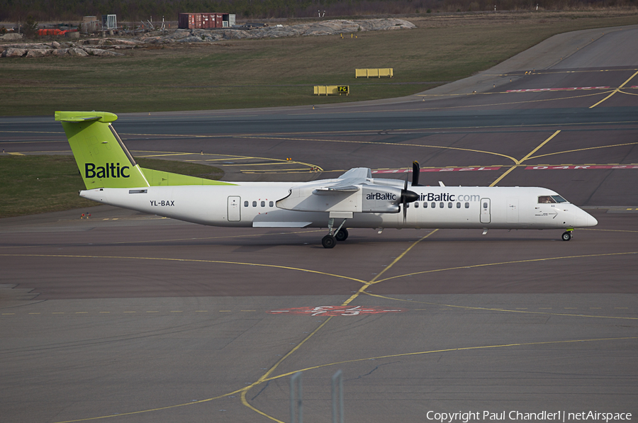 airBaltic Bombardier DHC-8-402Q (YL-BAX) | Photo 106848
