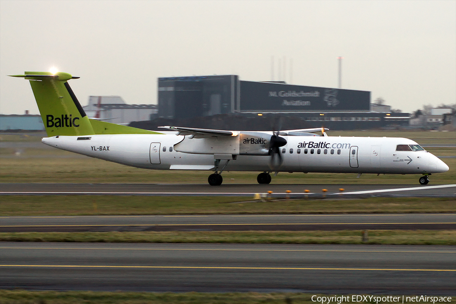 airBaltic Bombardier DHC-8-402Q (YL-BAX) | Photo 280193