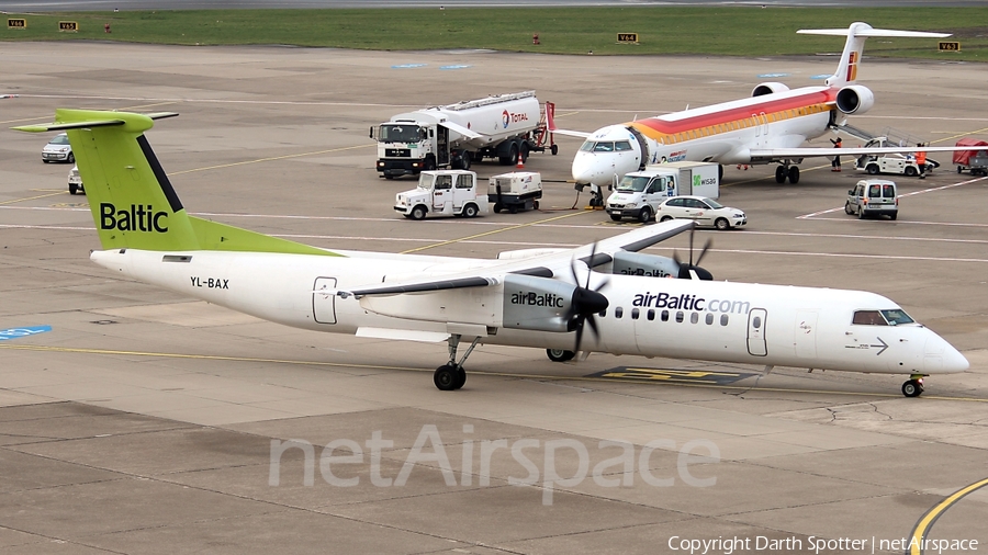 airBaltic Bombardier DHC-8-402Q (YL-BAX) | Photo 208122