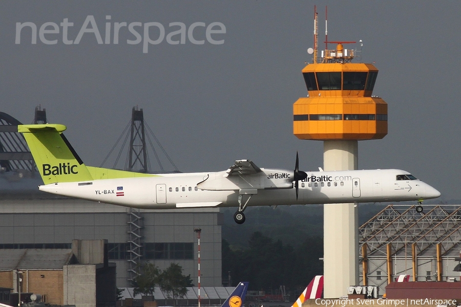 airBaltic Bombardier DHC-8-402Q (YL-BAX) | Photo 170056