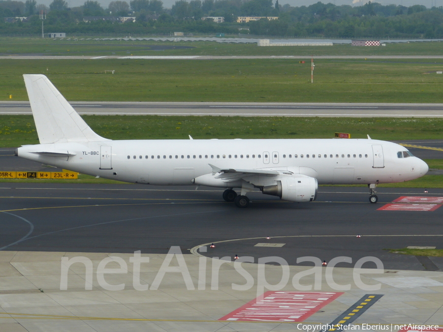 SmartLynx Airlines Airbus A320-211 (YL-BBC) | Photo 428501