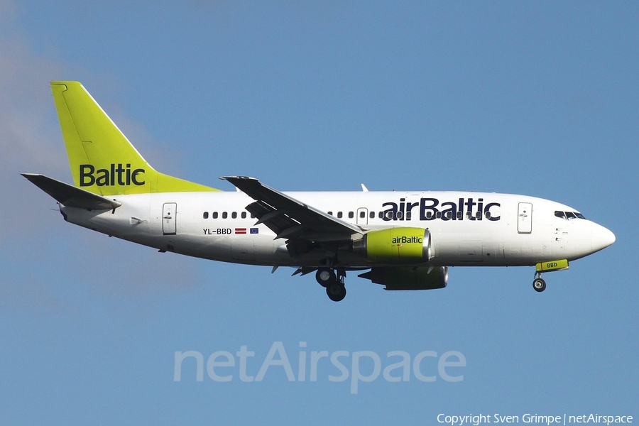 airBaltic Boeing 737-53S (YL-BBD) | Photo 341535