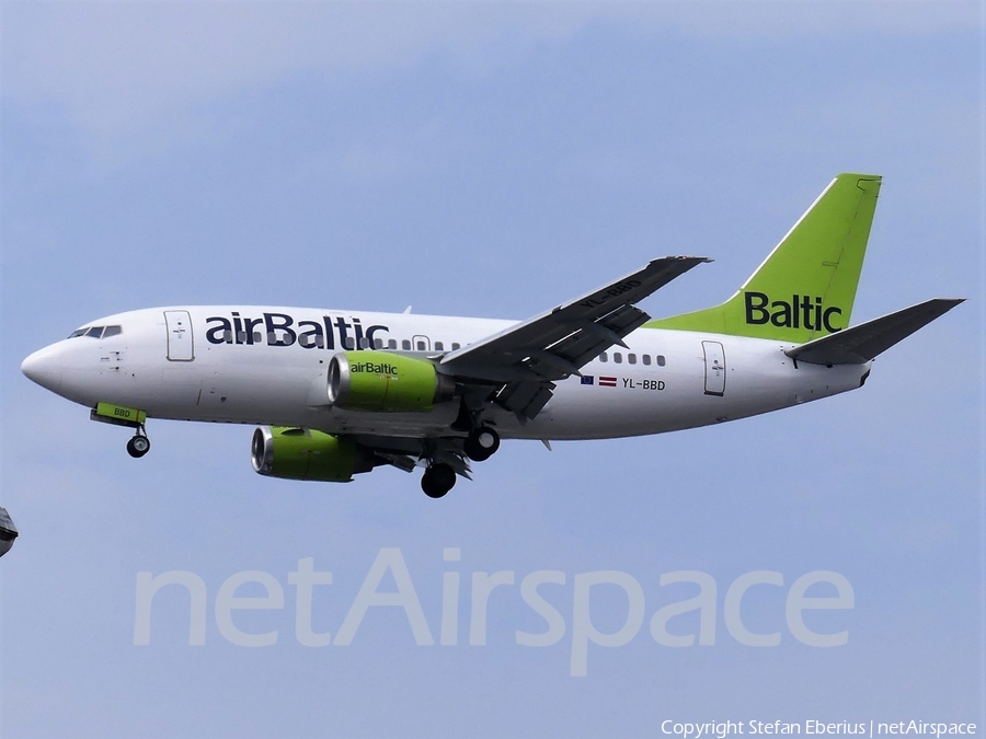 airBaltic Boeing 737-53S (YL-BBD) | Photo 256036