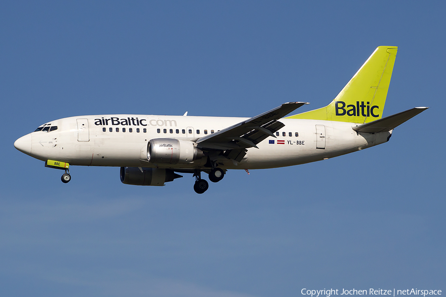 airBaltic Boeing 737-53S (YL-BBE) | Photo 82288