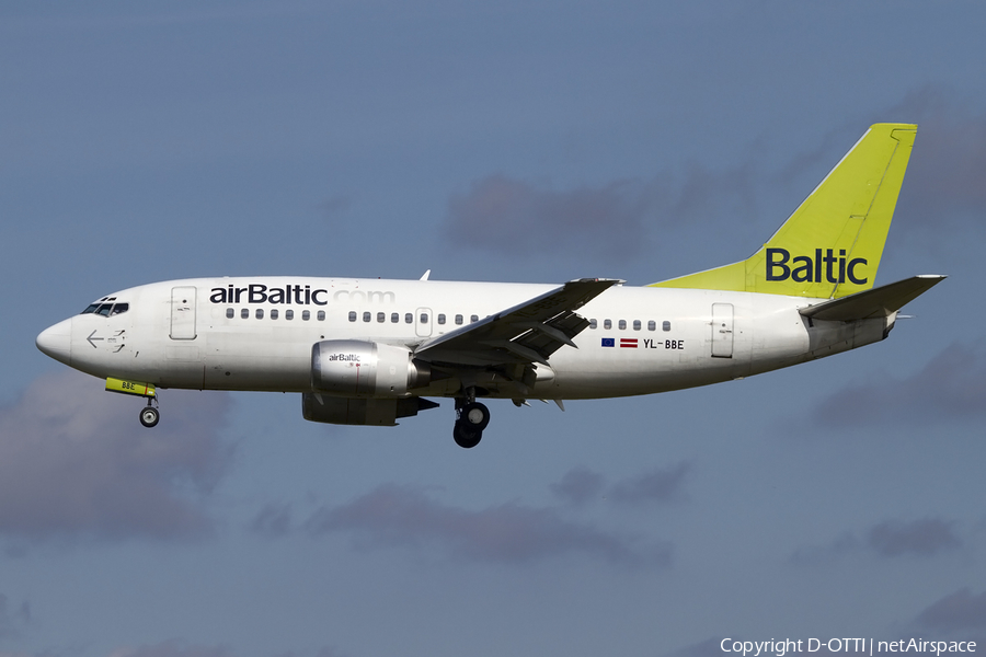 airBaltic Boeing 737-53S (YL-BBE) | Photo 409095