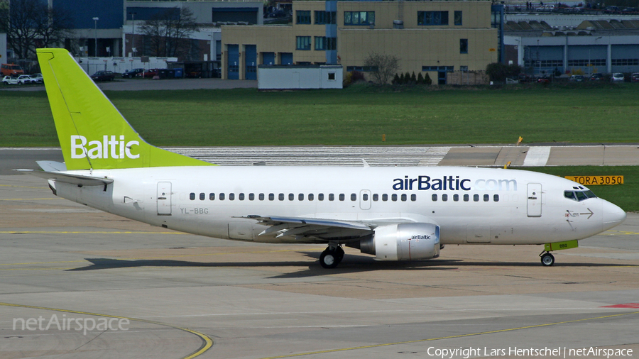 airBaltic Boeing 737-548 (YL-BBG) | Photo 399704
