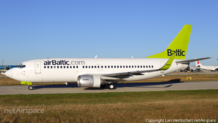 airBaltic Boeing 737-33A (YL-BBI) | Photo 127707