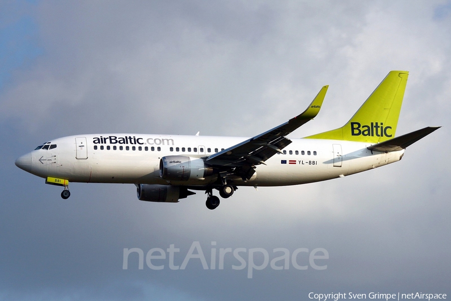 airBaltic Boeing 737-33A (YL-BBI) | Photo 55830