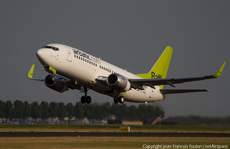 airBaltic Boeing 737-33A (YL-BBI) | Photo 267877