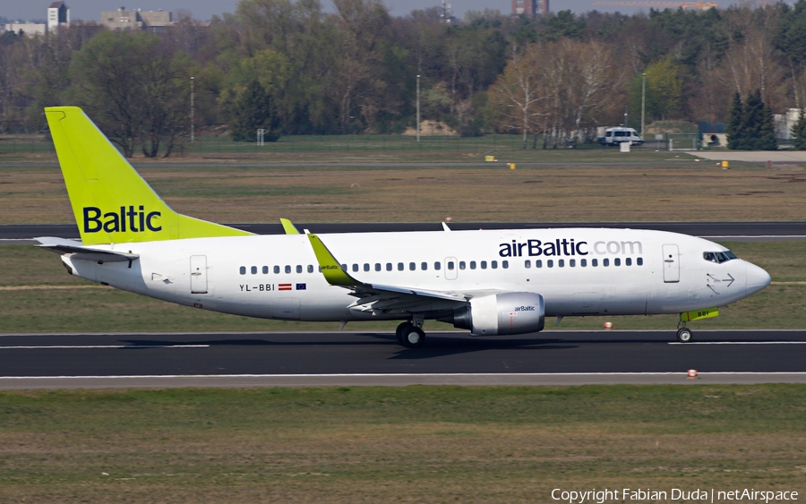 airBaltic Boeing 737-33A (YL-BBI) | Photo 347727