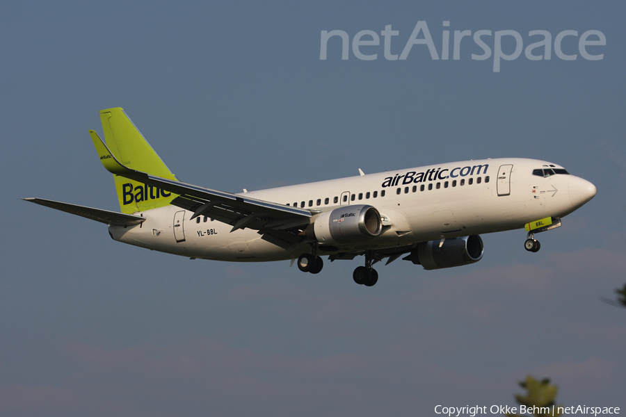 airBaltic Boeing 737-33V (YL-BBL) | Photo 70734