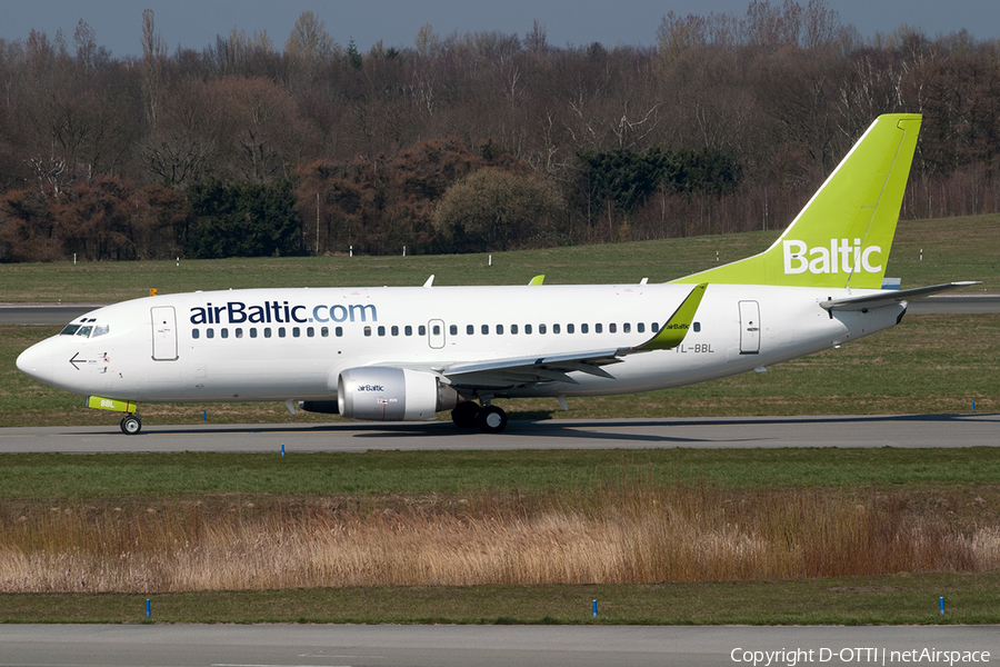 airBaltic Boeing 737-33V (YL-BBL) | Photo 196600