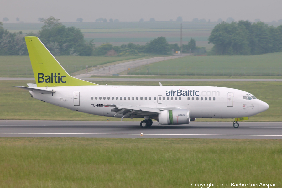 airBaltic Boeing 737-522 (YL-BBM) | Photo 139066