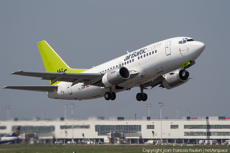 airBaltic Boeing 737-522 (YL-BBM) | Photo 248873