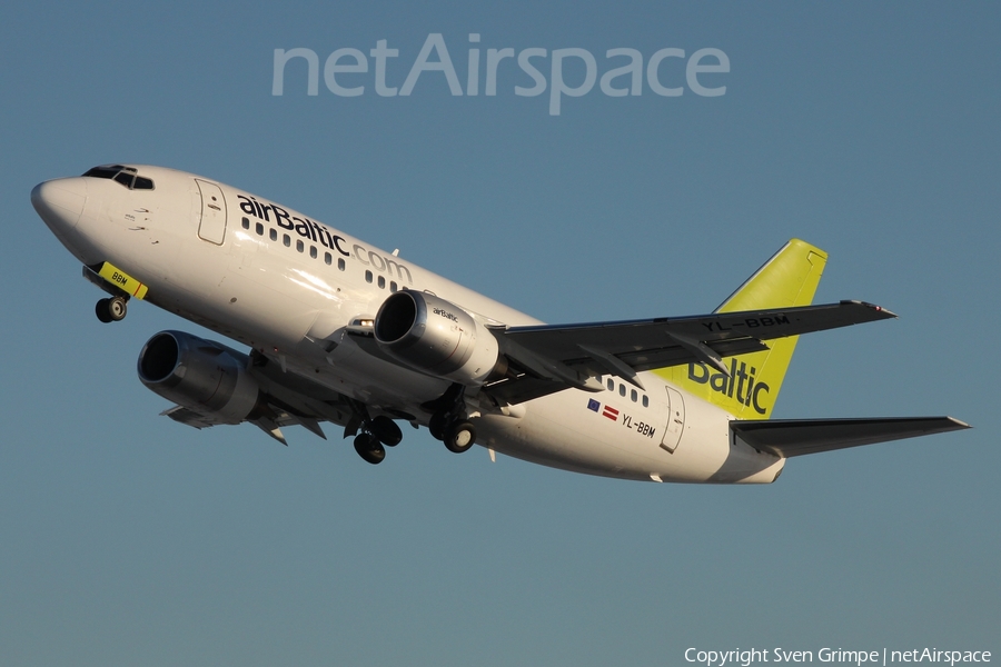 airBaltic Boeing 737-522 (YL-BBM) | Photo 430169