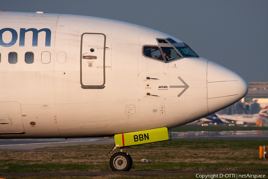 airBaltic Boeing 737-522 (YL-BBN) | Photo 288477