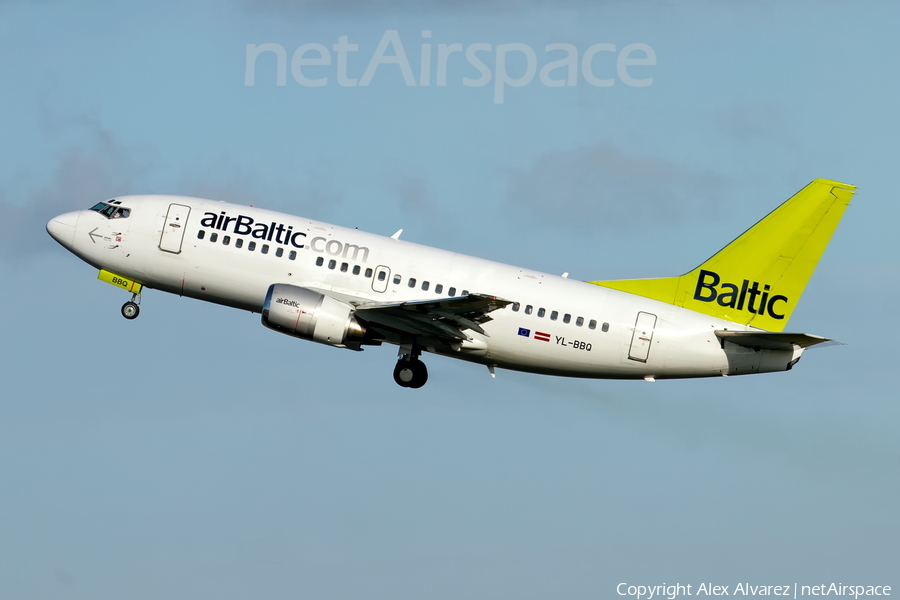 airBaltic Boeing 737-522 (YL-BBQ) | Photo 434813