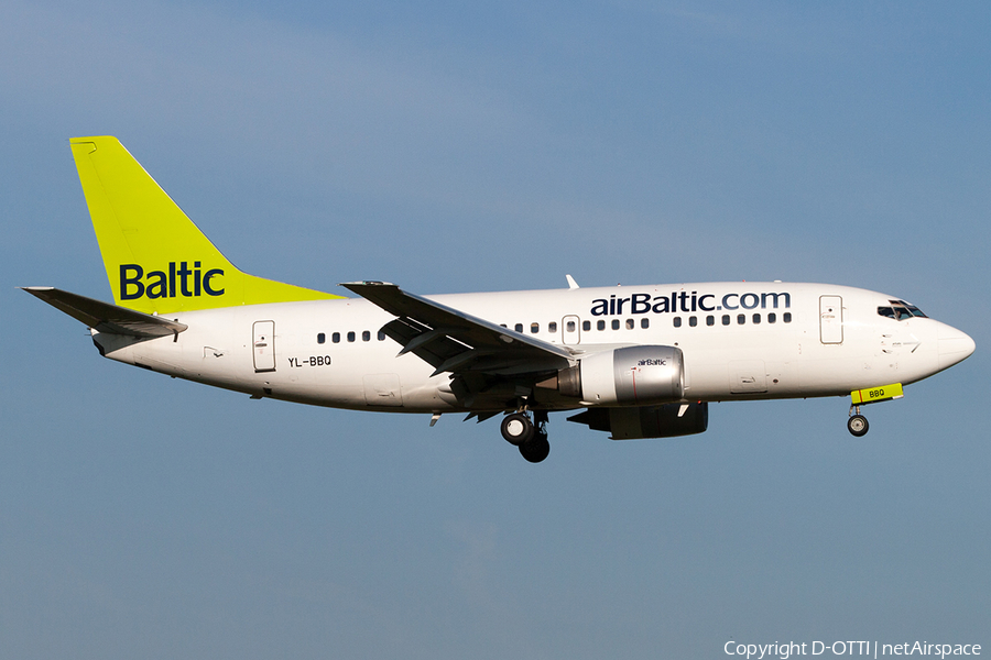 airBaltic Boeing 737-522 (YL-BBQ) | Photo 199696