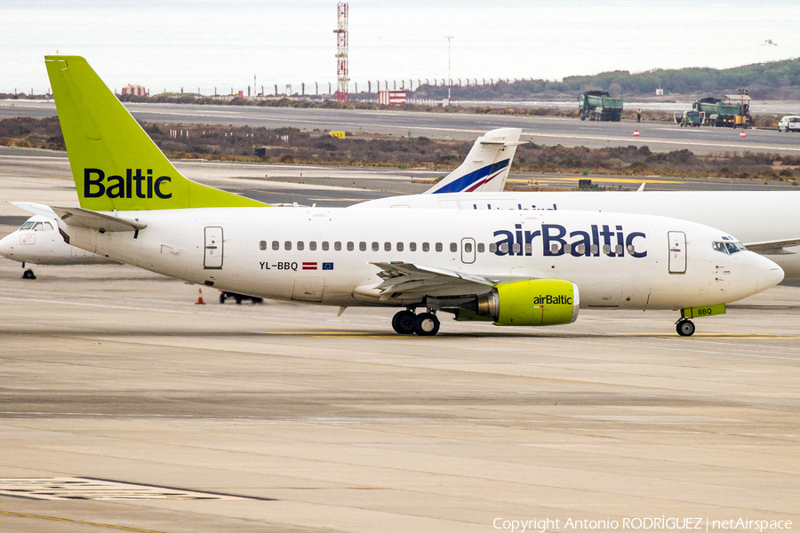 airBaltic Boeing 737-522 (YL-BBQ) | Photo 191780