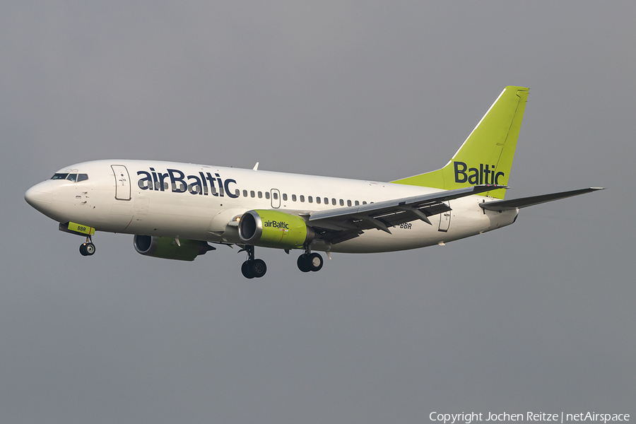 airBaltic Boeing 737-31S (YL-BBR) | Photo 343494