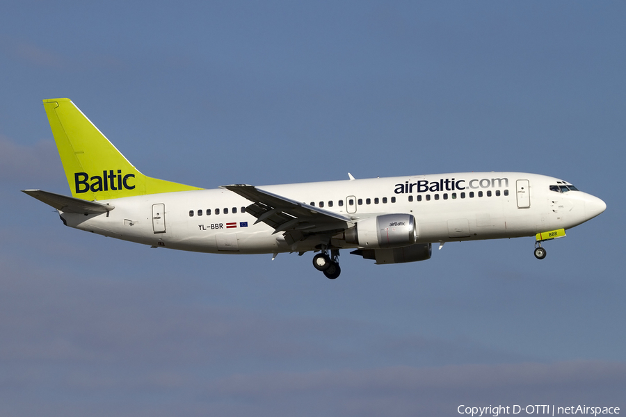 airBaltic Boeing 737-31S (YL-BBR) | Photo 409183