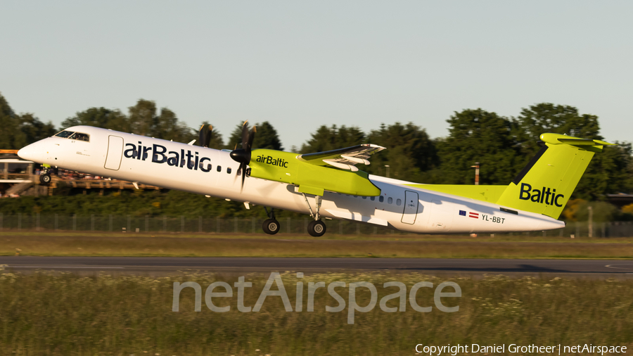 airBaltic Bombardier DHC-8-402Q (YL-BBT) | Photo 166963