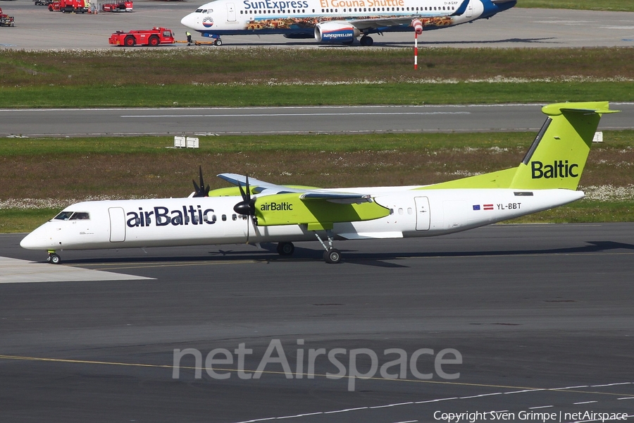 airBaltic Bombardier DHC-8-402Q (YL-BBT) | Photo 169582