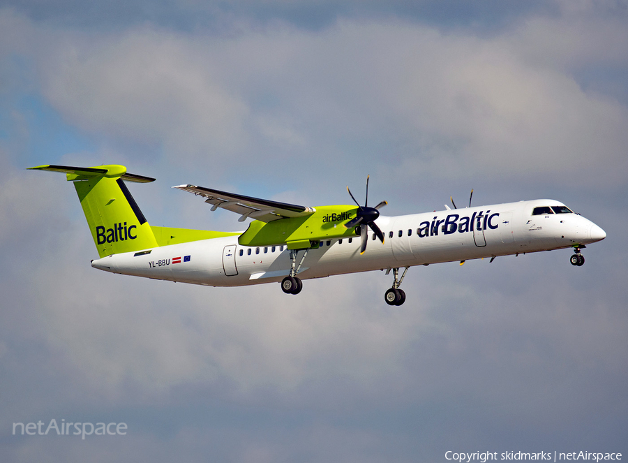 airBaltic Bombardier DHC-8-402Q (YL-BBU) | Photo 262394