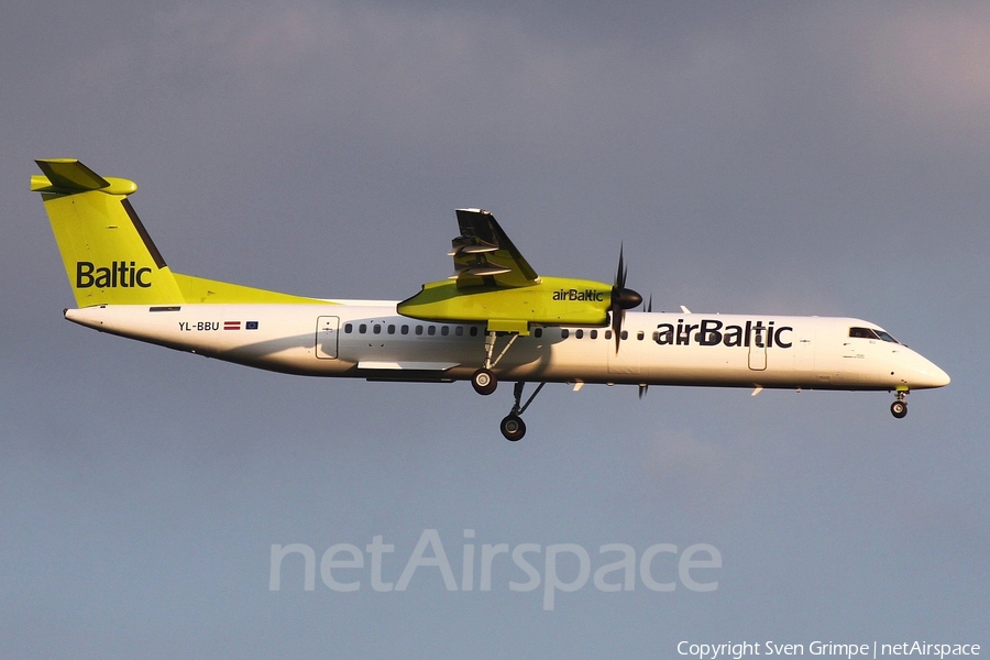airBaltic Bombardier DHC-8-402Q (YL-BBU) | Photo 184772