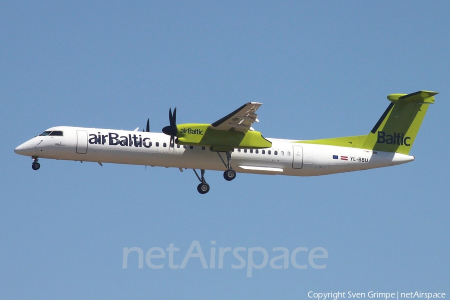 airBaltic Bombardier DHC-8-402Q (YL-BBU) | Photo 247487