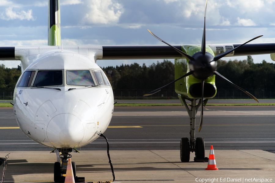 airBaltic Bombardier DHC-8-402Q (YL-BBU) | Photo 347858