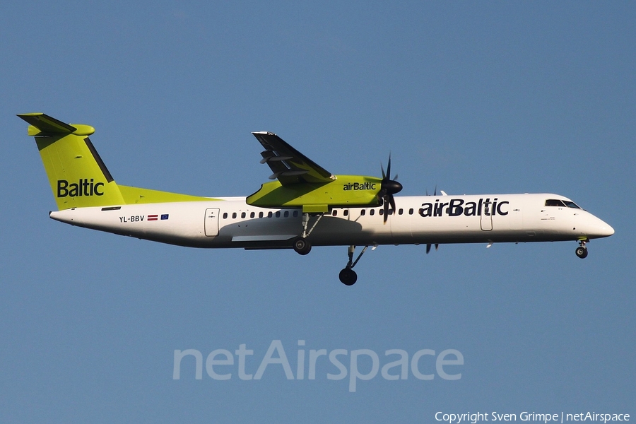 airBaltic Bombardier DHC-8-402Q (YL-BBV) | Photo 177004