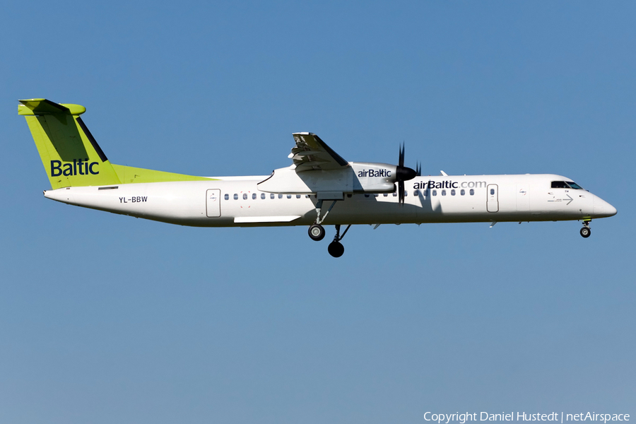 airBaltic Bombardier DHC-8-402Q (YL-BBW) | Photo 641294