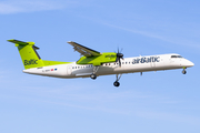 airBaltic Bombardier DHC-8-402Q (YL-BBW) at  Hamburg - Fuhlsbuettel (Helmut Schmidt), Germany