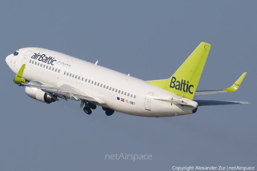 airBaltic Boeing 737-36Q (YL-BBY) | Photo 386791