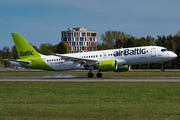 airBaltic Airbus A220-300 (YL-CSA) at  Hamburg - Fuhlsbuettel (Helmut Schmidt), Germany