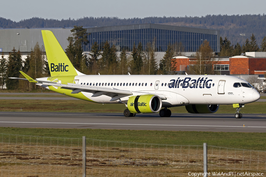 airBaltic Airbus A220-300 (YL-CSA) | Photo 679779