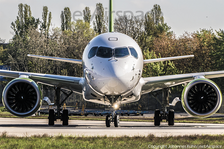 airBaltic Airbus A220-300 (YL-CSA) | Photo 159843