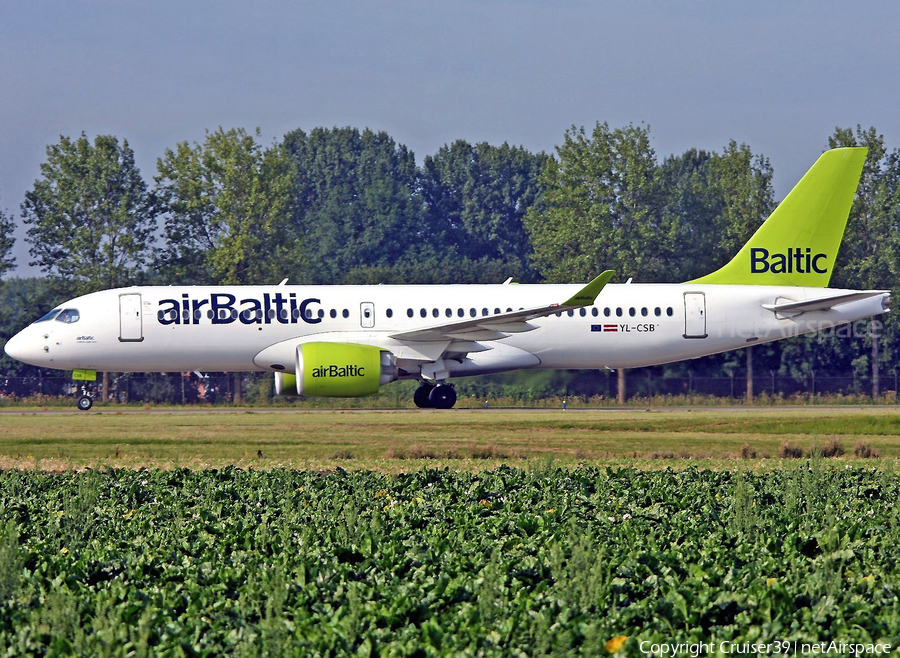 airBaltic Airbus A220-300 (YL-CSB) | Photo 376530