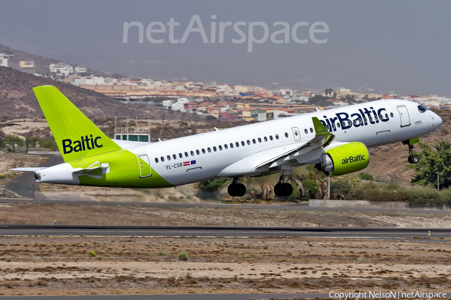 airBaltic Airbus A220-300 (YL-CSB) | Photo 476599