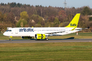 airBaltic Airbus A220-300 (YL-CSC) at  Hamburg - Fuhlsbuettel (Helmut Schmidt), Germany