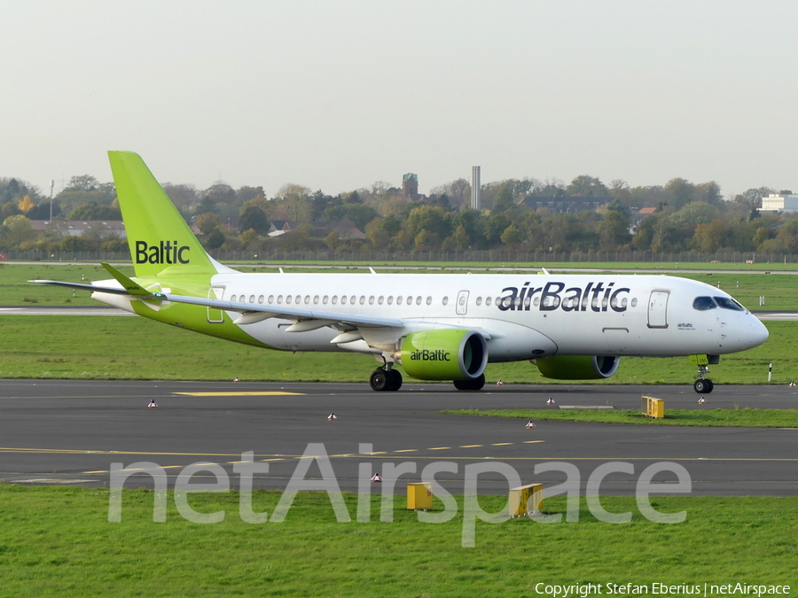 airBaltic Airbus A220-300 (YL-CSC) | Photo 534134