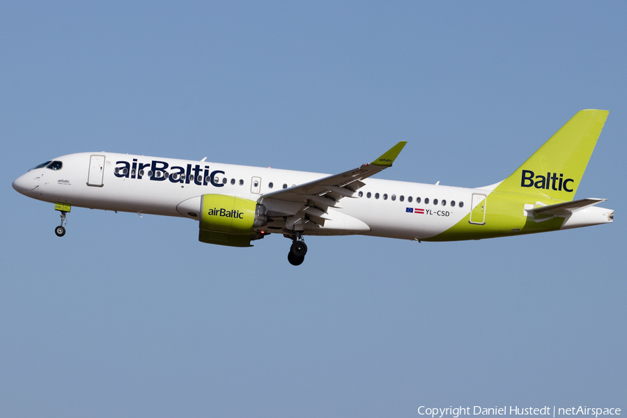 airBaltic Airbus A220-300 (YL-CSD) | Photo 537044
