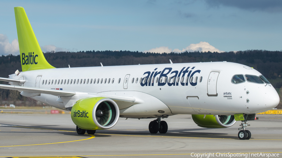 airBaltic Airbus A220-300 (YL-CSD) | Photo 256452