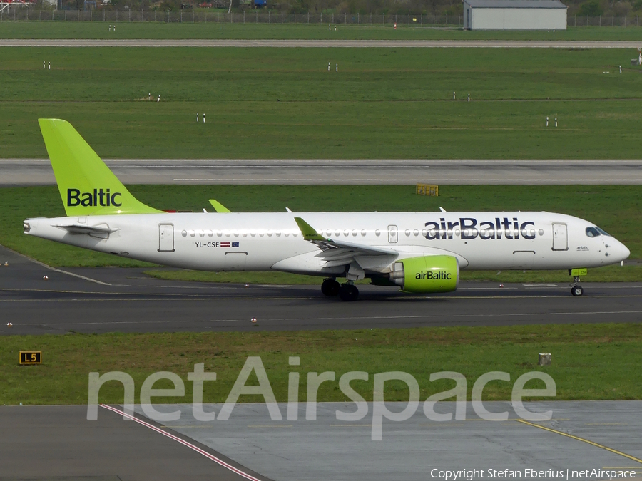 airBaltic Airbus A220-300 (YL-CSE) | Photo 562130